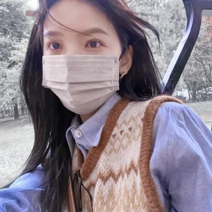 骆驼女孩的沙漠之旅
